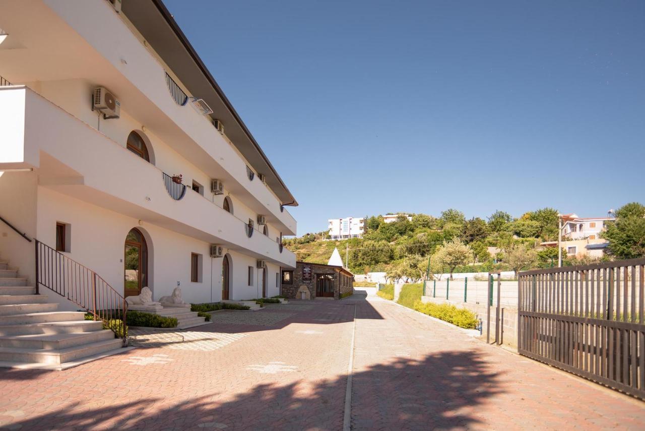 Hotel San Pietro Martin Fushe-Drac Exterior foto